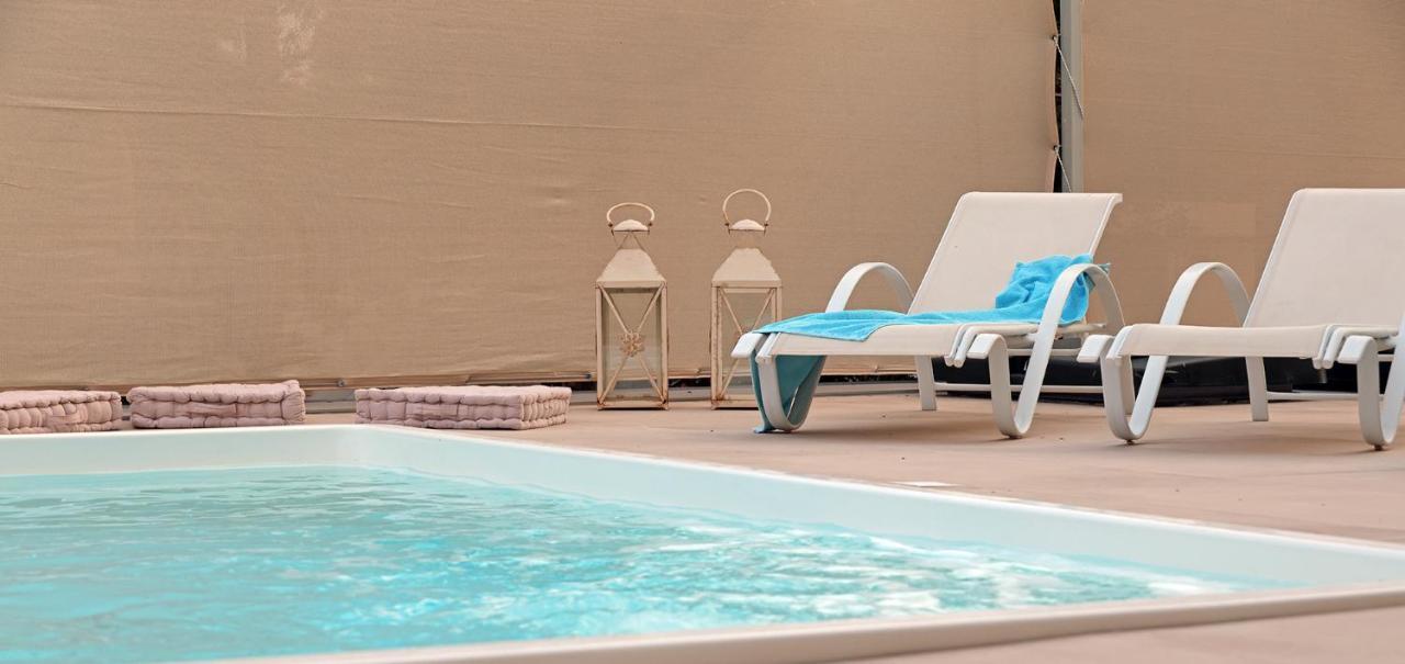 Oasis By The Sea Aparthotel Chiliadou  Exteriör bild